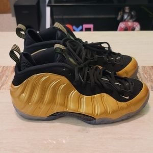 Metallic Gold Foamposites